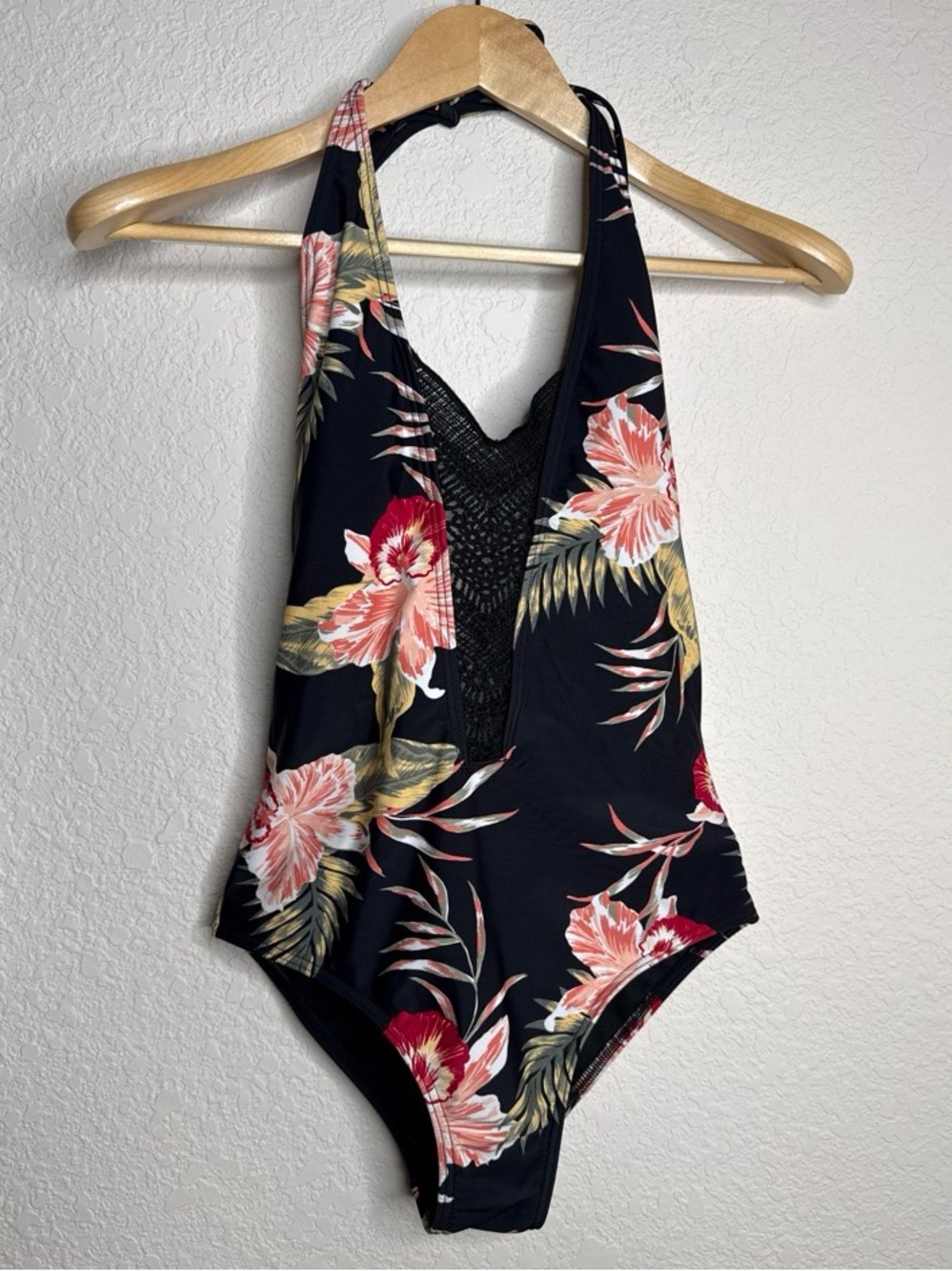 Roxy Black Floral Crochet Plunge One Piece Swimsuit Size M Tropical Beach